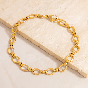 Pulsera de Acero Inoxidable Chapada en Oro de 18K, Cadena Cubana Gruesa, Diseño Geométrico, Joyería Unisex - Product Image 2