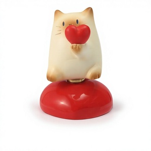 Figura Coleccionable de Caja Sorpresa, Gato de la Suerte de Resina, Figura Giratoria 360°, Adorno Kawaii para Escritorio, Regalo al por Mayor, Animales - Product Image 1