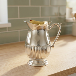 Pichet classique en laiton plaqué argent - Durable et incassable pour les fêtes - Product Image 2