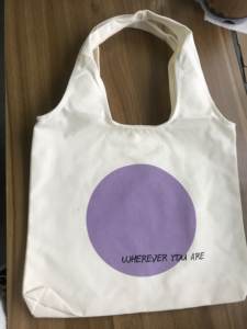 กระเป๋าผ้าสะพายไหล่ลายทางพิมพ์ลายผ้าแคนวาสแบบใช้ซ้ำได้ เป็นมิตรกับสิ่งแวดล้อม พร้อมโลโก้สั่งทำพิเศษ - Product Image 5