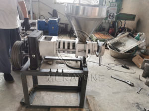 مكبس استخراج الزيت شبه الآلي المتطور ذو الكفاءة العالية - Product Image 4