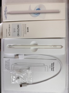 <span class=keywords><strong>ปากกา</strong></span>สไตลัสแบบสัมผัสหน้าจอ รุ่น Universal Active Capacitive USB-C ปี 2026 หัวอลูมิเนียม POM ชาร์จผ่าน USB-C แม่เหล็กดูดติดกันได้ หัวเปลี่ยนได้ แบตเตอรี่ใช้งานได้ 10 ชั่วโมง - Product Image 6