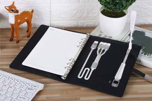 Libreta de Cuero 2025 con Cargador Inalámbrico, Banco de Energía, Memoria USB de 8G y Lámpara de Lectura, Ideal para Regalos y Souvenirs - Product Image 5