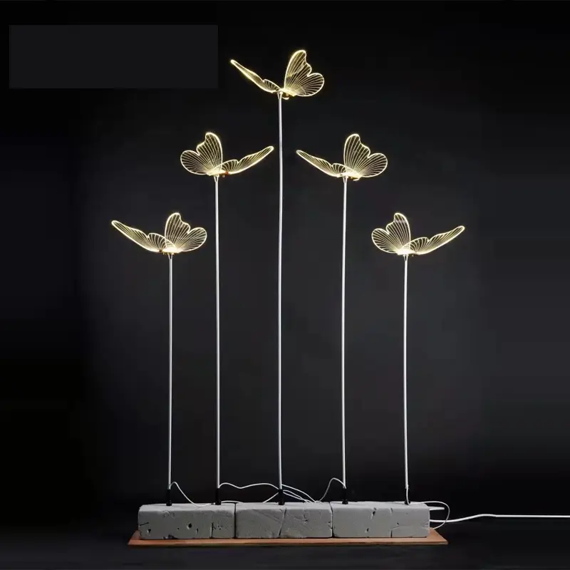 Hot Selling Elegant Style 5 Heads Acrylic Butterfly Ground Lamp For Wedding Stage Decoration