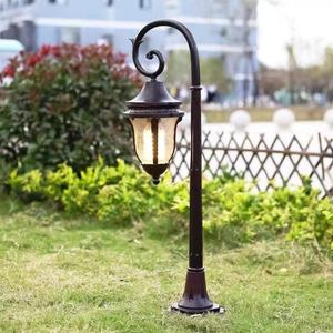 Iluminación Exterior de Jardín de Estilo Europeo Retro Personalizada, Lámparas Colgantes Eléctricas Impermeables IP65 - Product Image 2