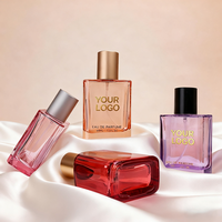 Bouteille de parfum vide en verre de cristal de 50ml avec pompe à sertir pulvérisateur logo personnalisé emballage cosmétique carré taille portable avec boîte
