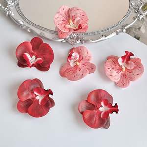 Horquilla de mariposa 3D Pinza de pelo de flor hawaiana <span class=keywords><strong>artificial</strong></span> suave <span class=keywords><strong>para</strong></span> fiesta en la playa o decoración del Día de San Valentín - Product Image 4