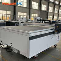 Machine de découpe CNC sans fumée, découpe automatique à point fixe, découpe et poinçonnage de cuir et de matériaux pour chaussures