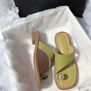 Outdoor chunky simple <b>toe</b>-<b>capped</b> slippers Women's elegant style designer sandals Lightweight anti-slip slippers - Product Image 2
