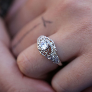 Anello Romantico in Lega di Metallo Prezioso con Motivo Floreale in Rilievo per Donne, Gioiello da Dito alla Moda, Regalo - Product Image 2