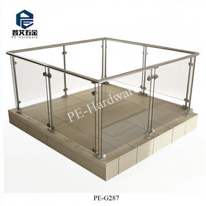 <span class=keywords><strong>Kit</strong></span> de <span class=keywords><strong>balustrade</strong></span> en acier inoxydable au design moderne avec systèmes de garde-corps en verre et main courante pour les appartements du porche avant. - Product Image 4