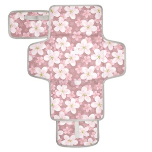 Nuevo Producto 2025, Tapete Impermeable para Cambiar Pañales con Diseño de Flor Hau, Compacto y Portátil para Viajes - Product Image 1