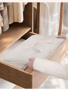 ถุงเก็บของใช้ในบ้านสำหรับห้องนั่งเล่น ห้องนอน และผ้าห่ม - Product Image 2