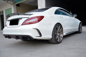 Garnitures de pare-chocs arrière en carbone de haute qualité W218 pour Mercedes Benz Cls400 Cls500 Cls550 Cls63 <span class=keywords><strong>Amg</strong></span> 15-17 - Product Image 3