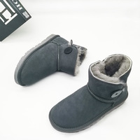 Nouvelles bottes de neige pour femmes en peau de mouton, taille 45, hiver, avec boucle latérale, design de marque, en cuir de vachette et fourrure, style Ugh.