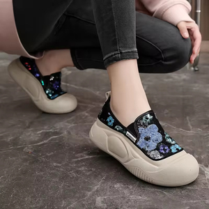2026 Women's Sporty Lace-Up Closure Anti-Slip Breathable Fashion Trend Personalized Sequins Decorative Shoes Summer Autumn - Product Image 3