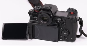 Appareil photo hybride professionnel Lumix S1H 24,2 MP 6K d'occasion à bon prix - Product Image 4