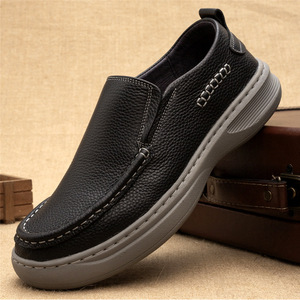 Mocasines de Cuero Genuino para Hombre, Punta Redonda, Sin Cordones, Cómodos, Zapatos de Otoño con Suela de Goma - Product Image 1
