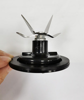 Mixeur Électrique Oster en Acier Inoxydable, 4 Lames, 13000 tr/min, Durable pour Usage Domestique