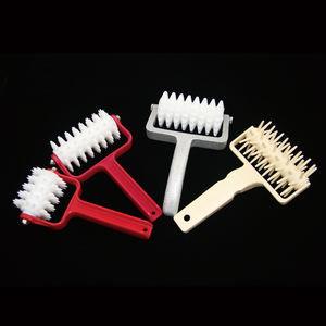 Pizza foro puncher di Grado Alimentare di Plastica di Rotolamento Pin 120 centimetri di Larghezza 8 Righe Ingranaggio Rotante Pizza di Cottura Strumento - Product Image 1