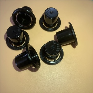 Tapa de Plástico Roscada de Grado Alimenticio PP Antirrobo y Antiderrames Personalizada con Seguro para Botellas de Plástico de Zhejiang - Product Image 4