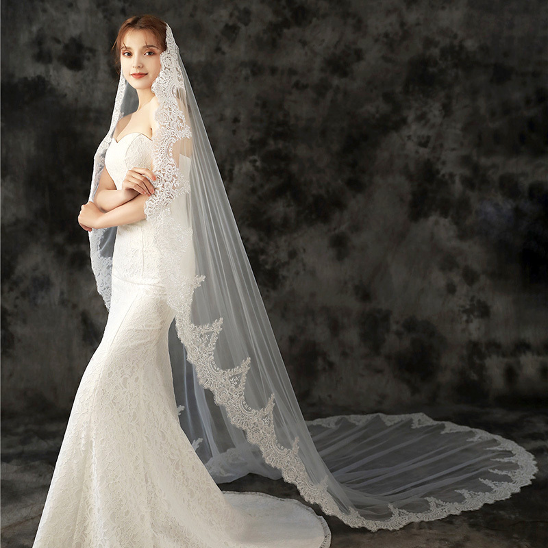 Hot Bride Embroidery Lace Veil Wedding Trailing Tulle  display picture 2