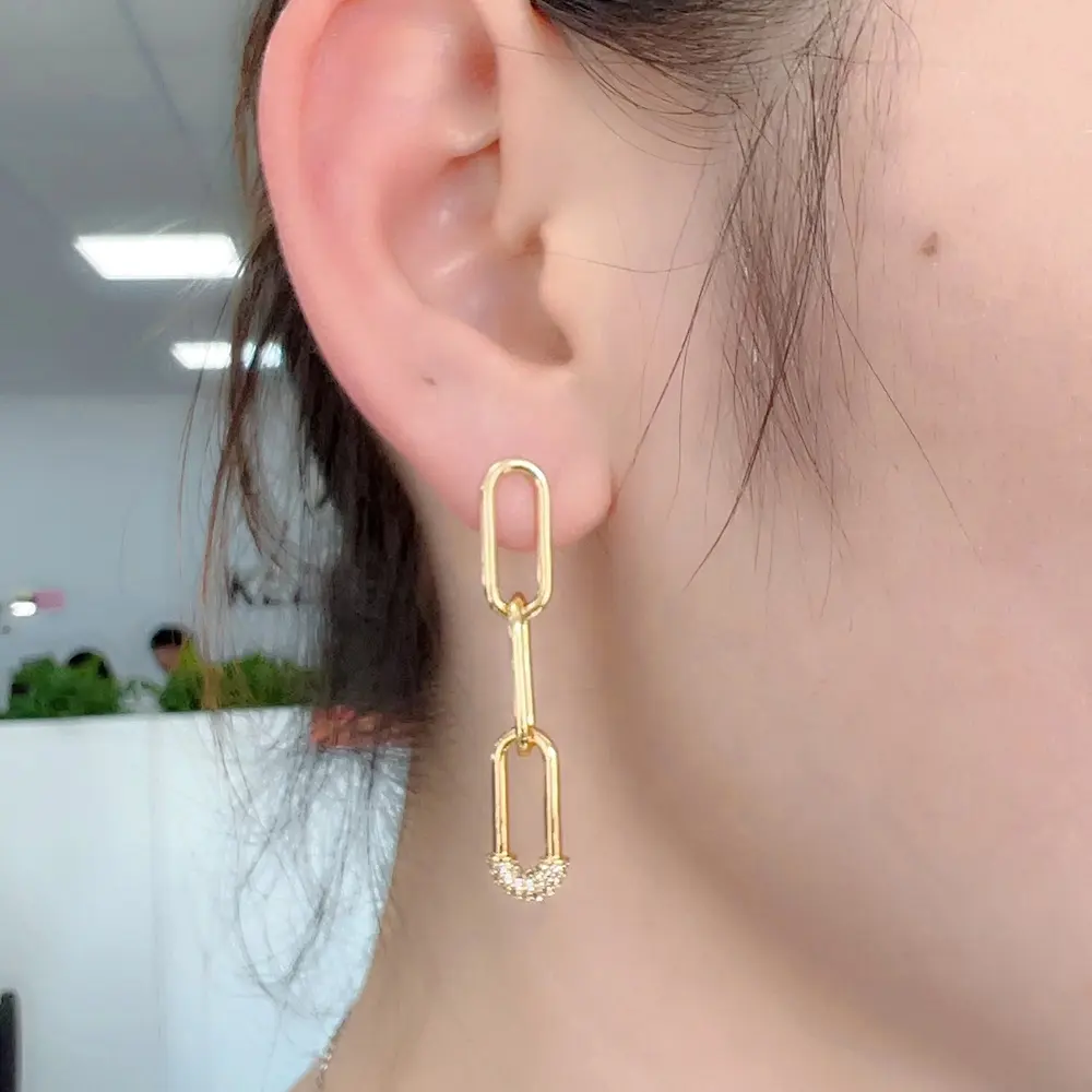 Wholesale Ins Design minimalist Link Chain drop earrings 18K Gold Plated Jewellery CZ gold vermeil Paper clip Earrings for women