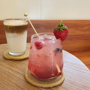 Sáng Tạo Nhà Máy Trực Tiếp Tùy Chỉnh Kim Loại Chi Nhánh Dựa Lọc Rượu Vang Thép Không Gỉ Cocktail Khuấy