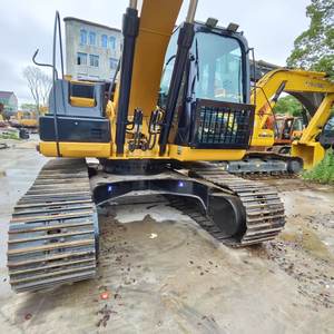 รถขุดตีนตะขาบ Caterpillar มือสอง รุ่น 320D2L/320D2/320D/320CL นำเข้าจากญี่ปุ่น น้ำหนักใช้งาน 20 ตัน เครื่องยนต์ เกียร์ 1.2 เมตร ราคาแข่งขันได้ - Product Image 1
