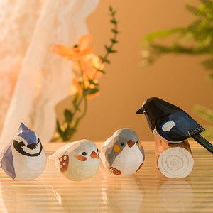 Wholesale Customizable Creative Wooden Bird Statues Handicraft Carving Animal Bird Decor Wood Crafts Wooden Boxes Wall Signs