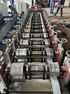 <span class=keywords><strong>Machine</strong></span> automatique à modeler les coins des murs en u, pouces, aluminium, pour fabrication de carter de plafond - Product Image 2