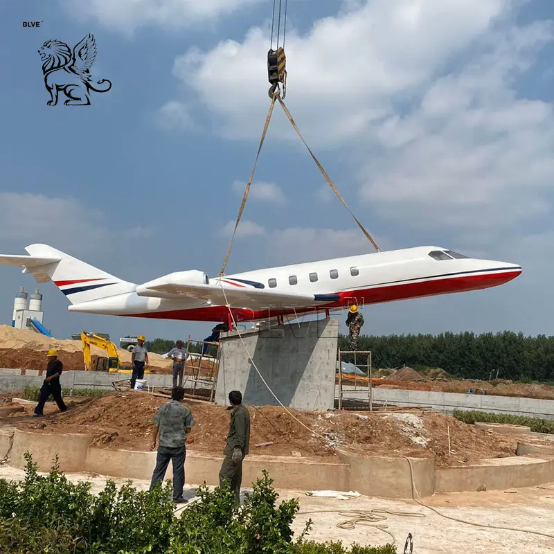 Customized Large Outdoor Decoration Modern Art Metal Aircraft Airplane Sculpture Statue Model
