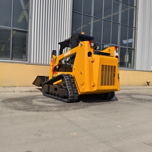 Mini-chargeuse sur chenilles diesel HT75 de <span class=keywords><strong>4</strong></span> <span class=keywords><strong>tonnes</strong></span>, multifonctionnelle, direction intégrée, pour le déblaiement et le transport sur site - Product Image 5