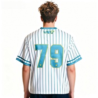 Maillot de baseball personnalisé à rayures verticales, col en V, manches courtes, avec texte et chiffres personnalisés pour club