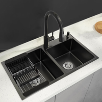 Évier de cuisine moderne en acier inoxydable noir nano, double bac, avec tablier frontal à deux trous, fait main, personnalisé en usine et vente directe