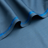 Tissu de costume TR durable, léger, infroissable, lisse et confortable pour hommes, idéal pour le bureau et les affaires.