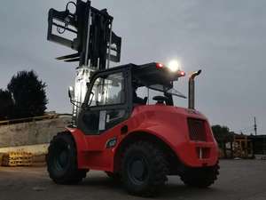 4 tekerlekten çekiş 3.5ton 5 Ton engebeli arazi dizel forklift  kapalı kabin AC ile yüksek kaliteli Off-Road Forklift dış mekan kullanımı - Product Image 6