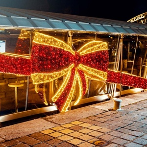 Boîte cadeau <span class=keywords><strong>de</strong></span> Noël <span class=keywords><strong>rouge</strong></span> <span class=keywords><strong>et</strong></span> lumière <span class=keywords><strong>de</strong></span> décoration suspendue pour centre commercial - Product Image 6