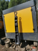 Moteur Atlas Copco XAVS 900 CAT de seconde main compresseur d'air jaune à vis diesel portable modèle 2011 14 bars