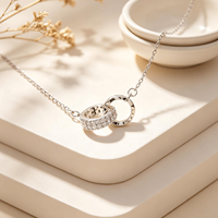 Collier pendentif double cercle entrelacé en laiton plaqué or 18 carats, serti de zircone cubique, chaîne de clavicule pour femme, OEM ODM