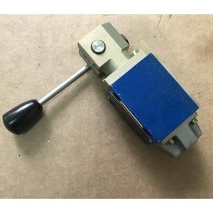 วาล์วควบคุมทิศทางแบบแมนนวล Rexroth รุ่น 4WMM6J53 F 4 ทาง 315 บาร์ 40 ลิตร/นาที ระบบไฮดรอลิก ผลิตในเยอรมนี - Product Image 2