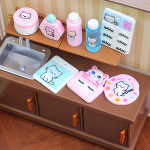 ชุดเครื่องสำอางจำลองพลาสติกขนาดเล็กอเนกประสงค์ ชุดตกแต่งโต๊ะเสริมสวย DIY ของตกแต่งแต่งหน้า GZ RTS ขายส่ง - Product Image 3
