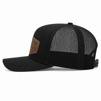 Casquette de camionneur respirante en maille à 6 panneaux avec logo en cuir personnalisé OEM de haute qualité pour la pêche et la chasse en extérieur