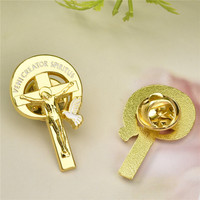 Broche religieuse en métal émaillé à revers croisé, badge de foi catholique chrétienne pour cadeau ou souvenir d'église, vente en gros