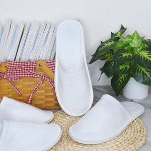 Pantuflas de Spa, Pantuflas de Hotel para Interiores con Punta Cerrada, Desechables para Hombres y Mujeres, Felpa de Coral, Suela de EVA para Mayor Comodidad - Product Image 3