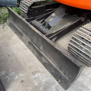 มอเตอร์สวิงและมอเตอร์เดินสำหรับรถขุดขนาดเล็ก Hitachi ZX75US มือสอง สภาพดีเยี่ยม ไม่มีการรั่วซึม ไม่มีเสียงผิดปกติ ชั่วโมงการใช้งานต่ำ ขาย - Product Image 4