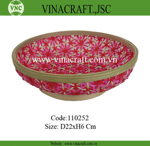 Nice Weaving Round <b>Bamboo</b> Fruit Craft <b>Basket</b> Vietnam Woven <b>Basket</b> <b>Bamboo</b> Rattan <b>Basket</b> for Food Serving Tray or Item Storage - Product Image 2