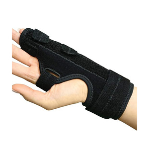 ทิงชิ อุปกรณ์พยุงนิ้วมือแบบผ้าสีดำ รุ่น SL สำหรับพยุงและตรึงมือ - Product Image 1