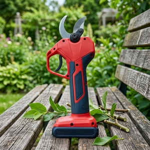 Forbici Elettriche da Potatura Industriali Portatili e Pratiche con Motore Brushless da 40mm, Batteria al Litio, Vendita Diretta dalla Fabbrica - Product Image 4