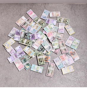 Accessoires de maison de poupée, mini billets de banque de simulation, accessoires BJD, jeu d'argent pour enfants, mini billets de dollars - Product Image 6